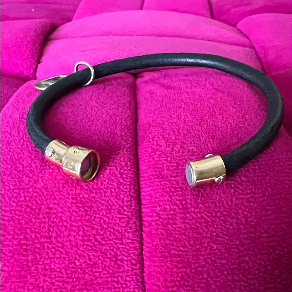 Henri Bendel Vintage Leather Bracelet-EUC - Picture 5 of 7